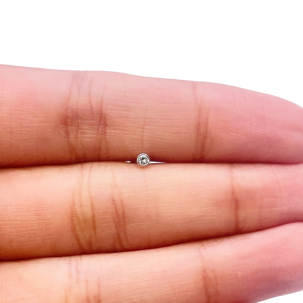 18ct White/Yellow Gold Diamond Bezel Nose Stud Pin 0.02ct