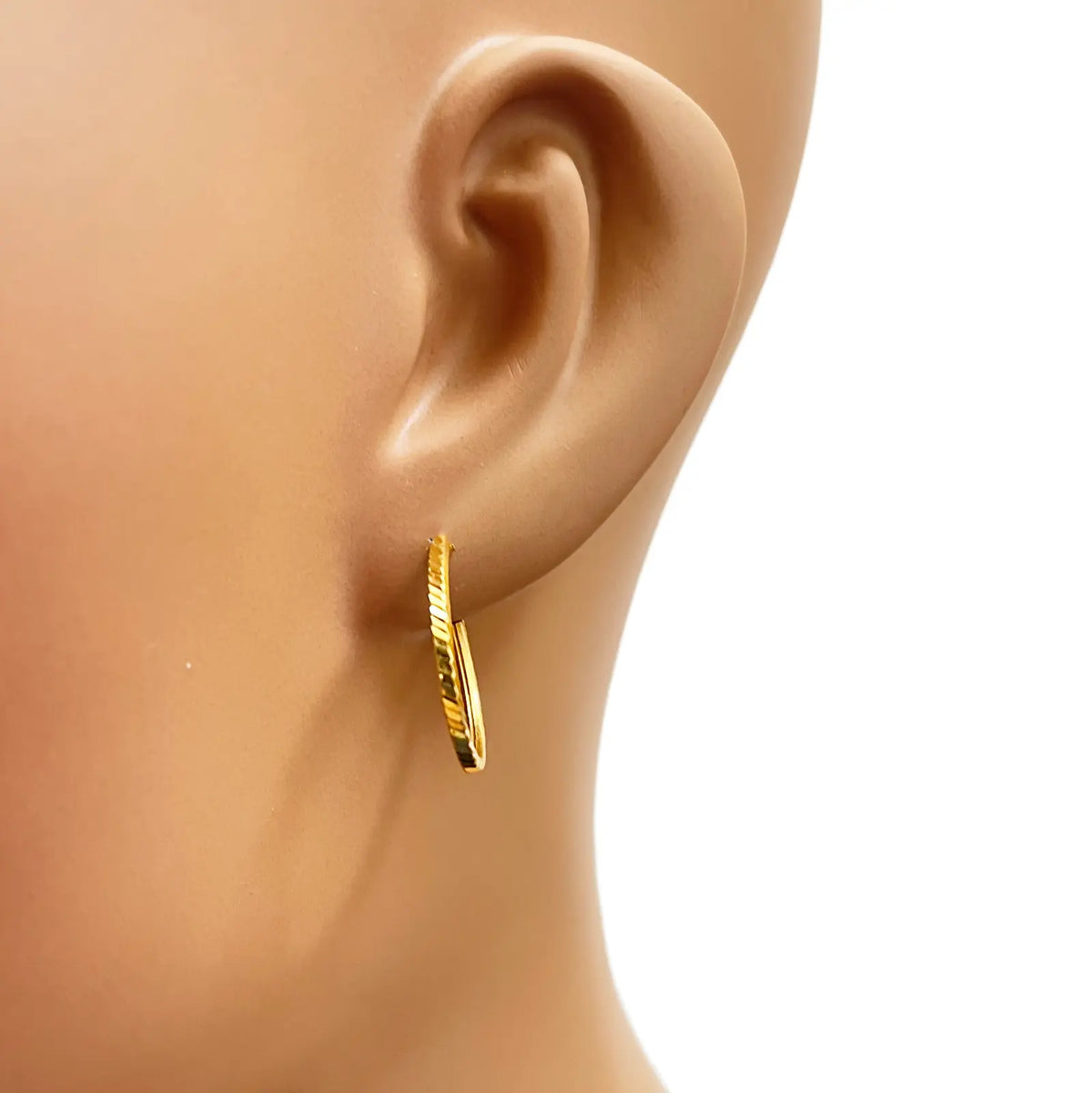 22ct Gold Diamond-Cut High-Polish Hoop Earrings ? 14mm Diameter Gold Hoop Earrings