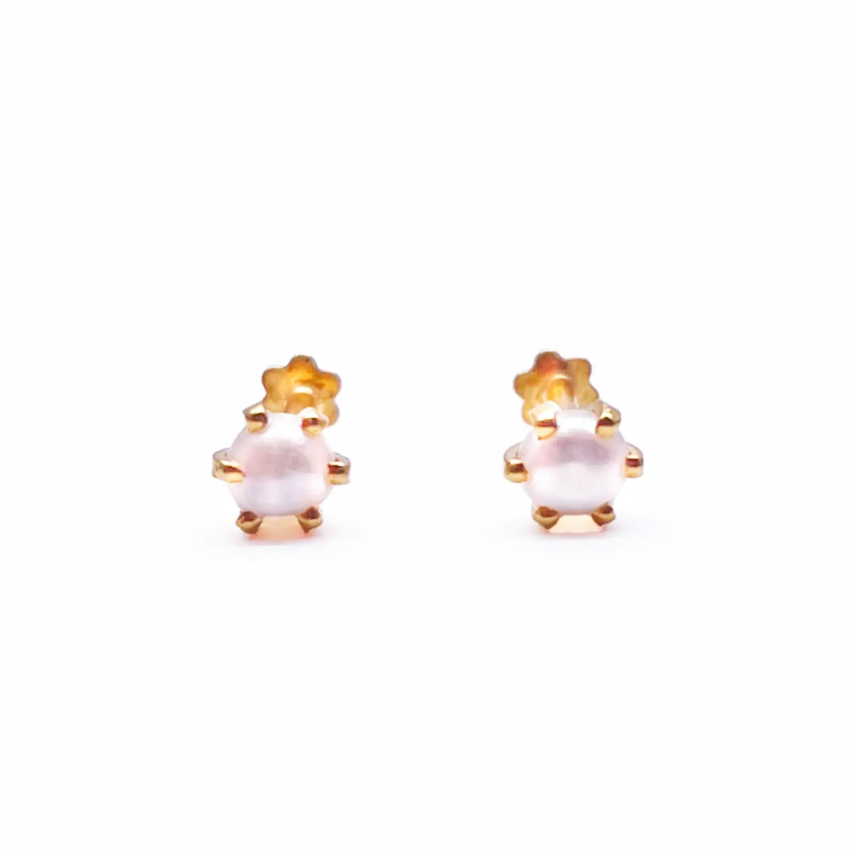 22ct Yellow Gold Children's Freshwater Pearl Claw Stud Earrings 4.1mm