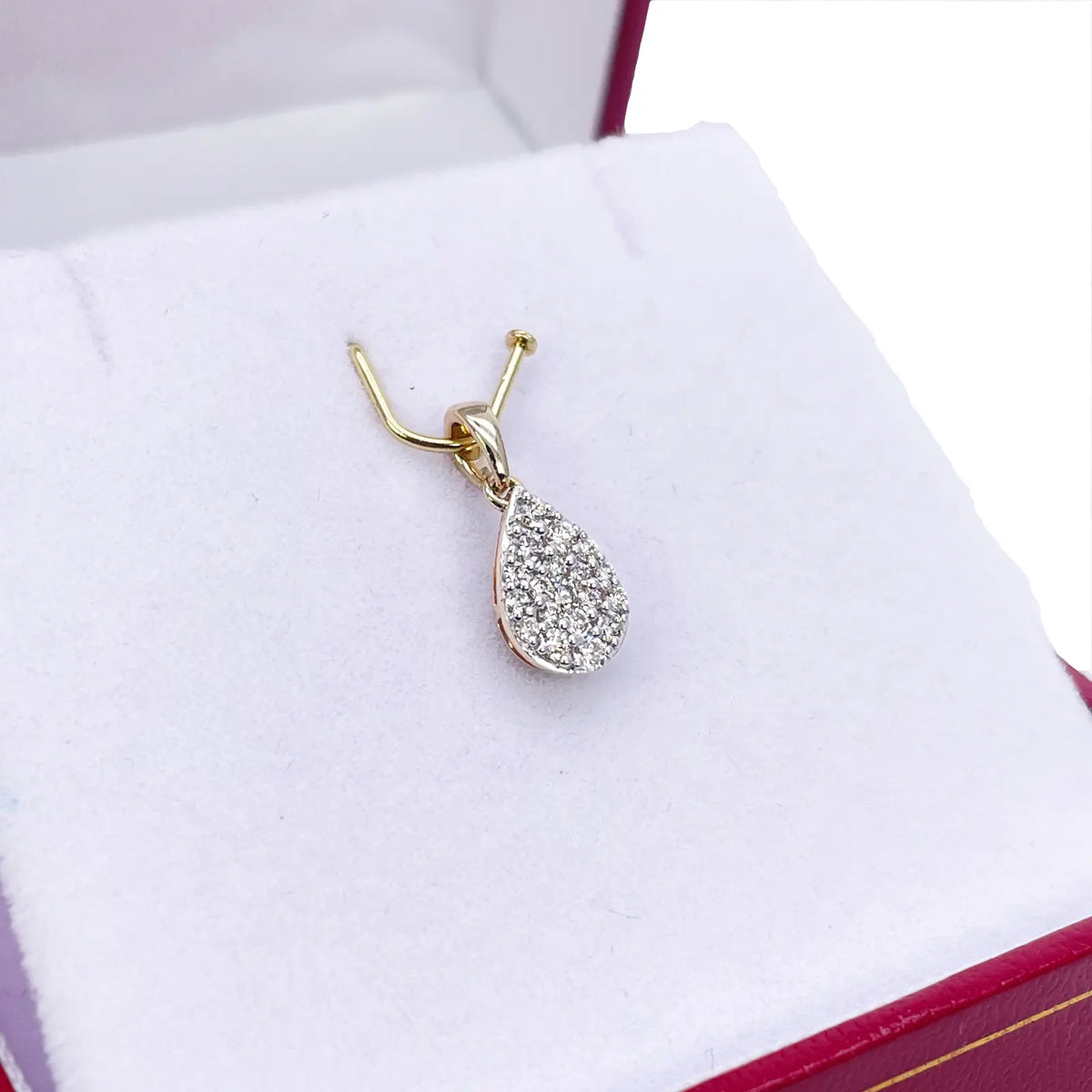 14ct Yellow Gold Round Diamond Pear Cluster Pendant 0.24ct 