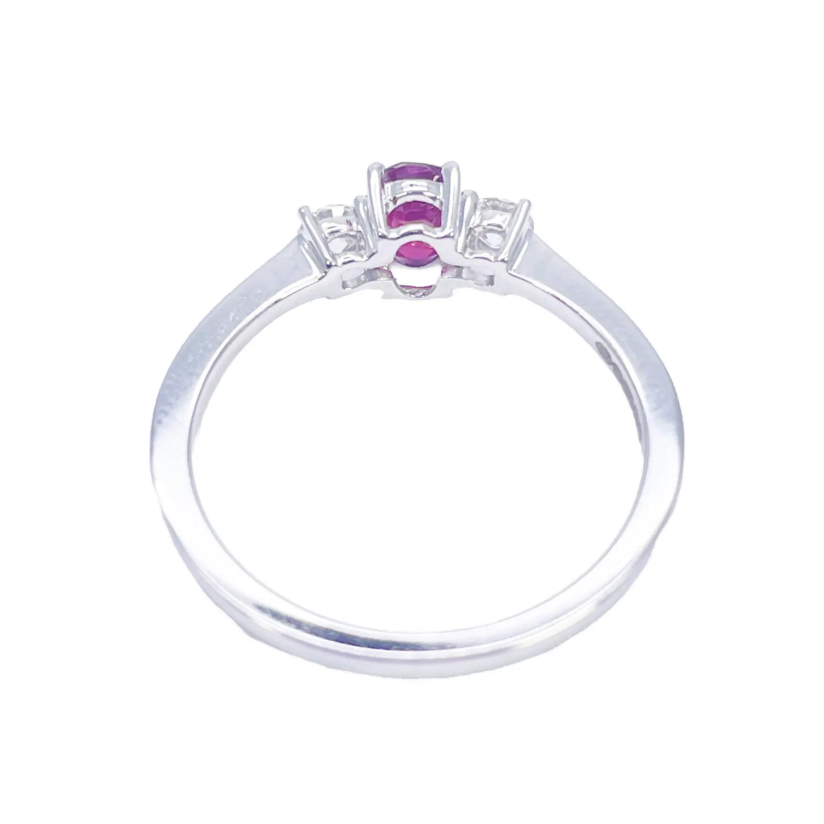 18ct Gold Ruby Diamond Ring Natural Round & Oval Cut Three-Stone 0.80ct  Diamond Ring