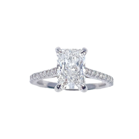 18ct White Gold 4-Claw Lab Grown Radiant Diamond Engagement Ring 2.28ct GIA  Diamond Ring
