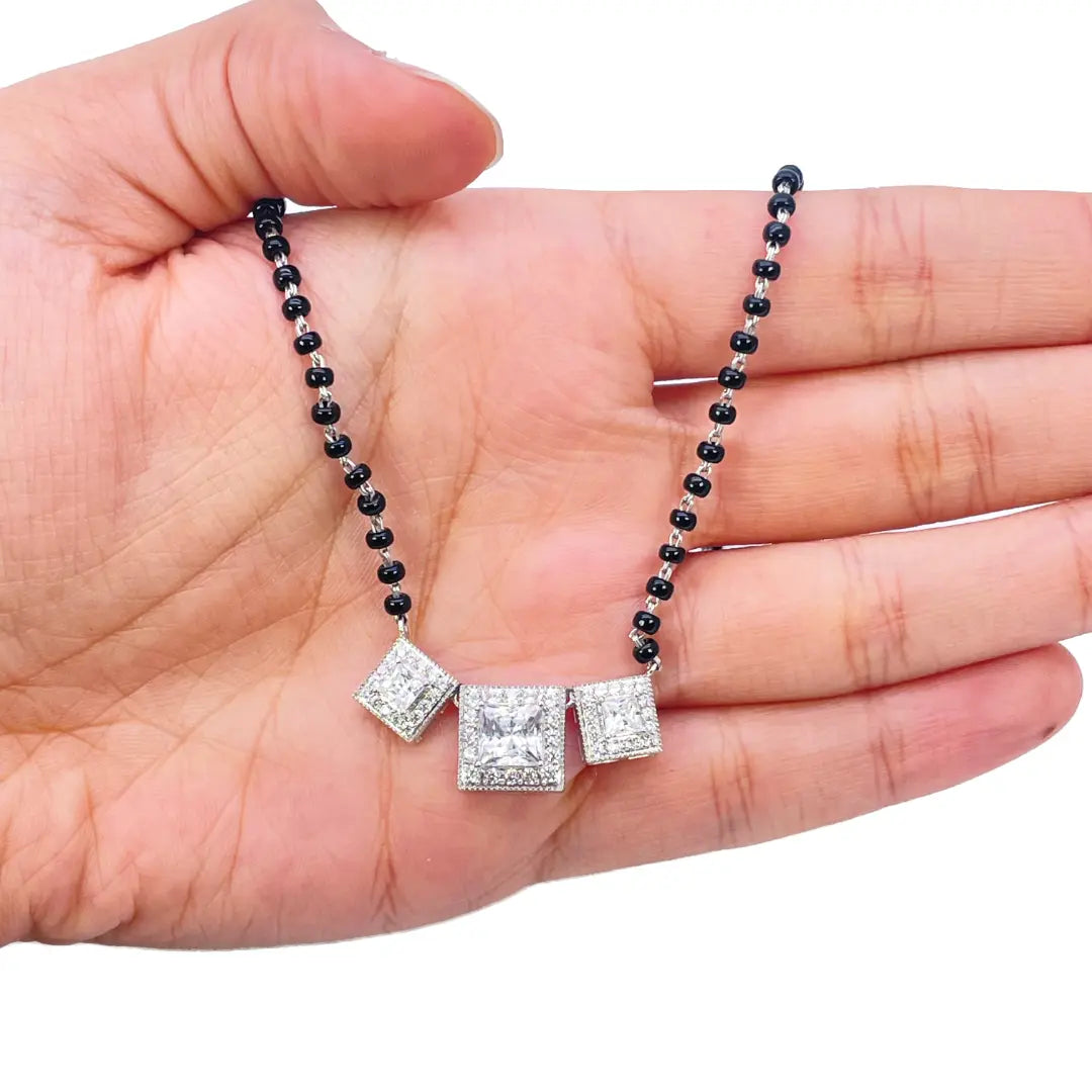 18ct White Gold Cubic Zirconia Tanmaniya Pendant & Mangalsutra Chain Necklace 19inches  Mangalsutra Chains