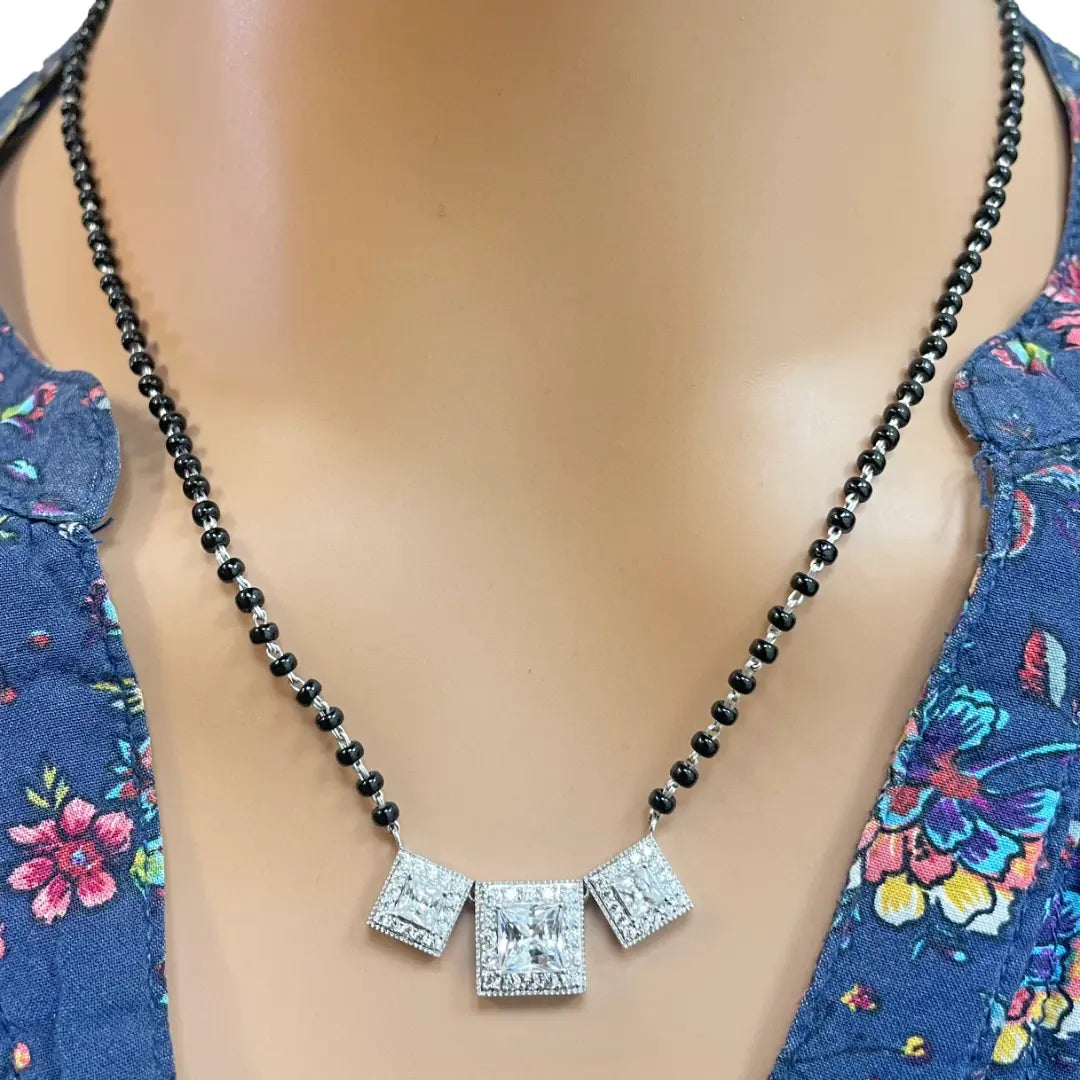 18ct White Gold Cubic Zirconia Tanmaniya Pendant & Mangalsutra Chain Necklace 19inches  Mangalsutra Chains