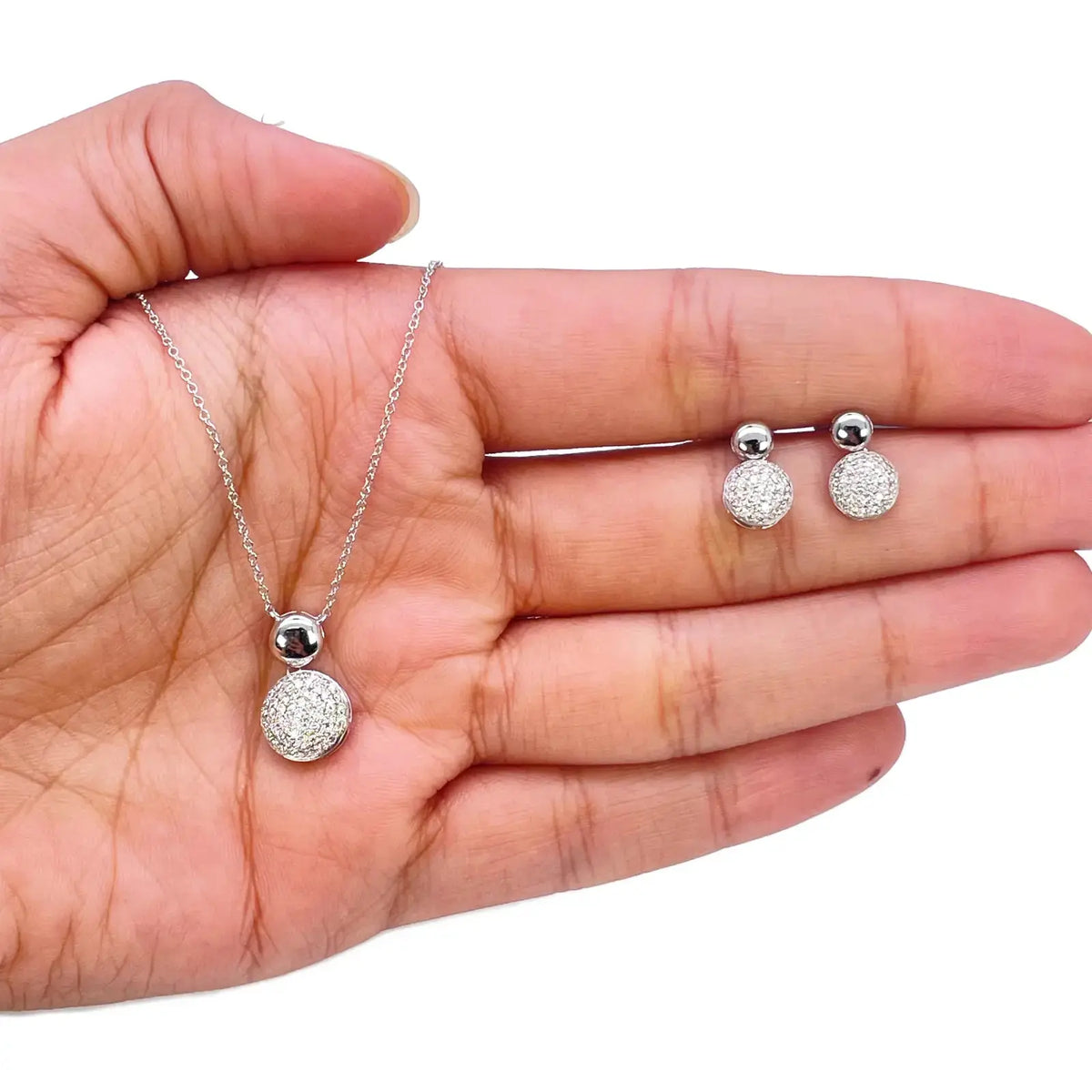 18ct White Gold Diamond Round Necklace Stud Earrings Matching Set 0.58ct 