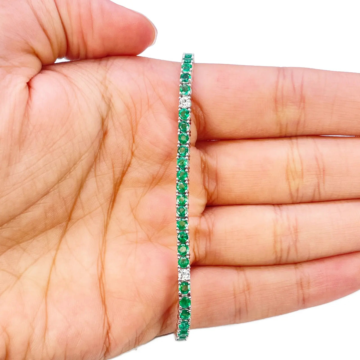 18ct White Gold Natural Round Emerald & Diamond Tennis Bracelet 4.15ct 7 Inches  Diamond Bracelets