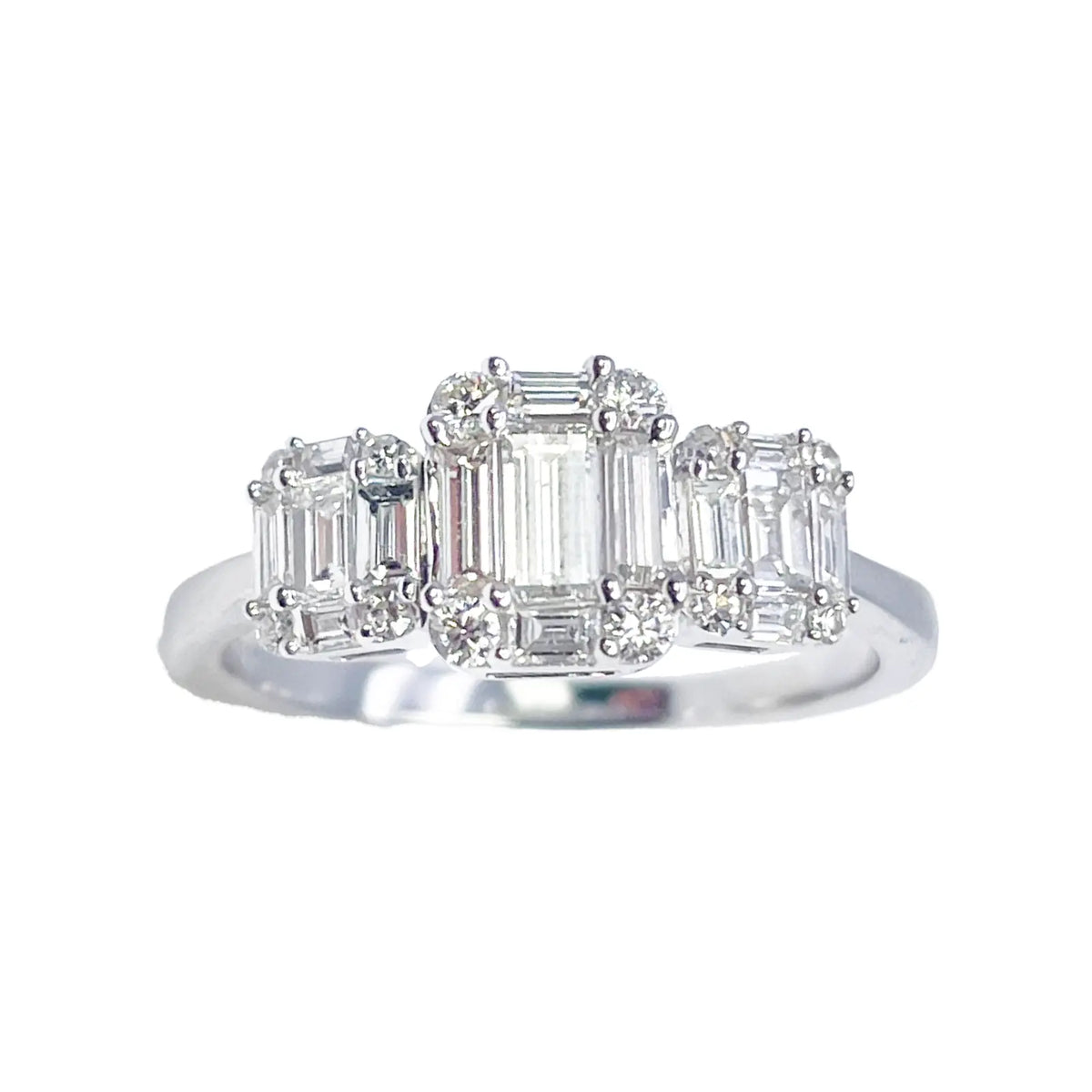 18ct White Gold Round Diamond & Baguette Trilogy Ring 0.98ct  Diamond Ring