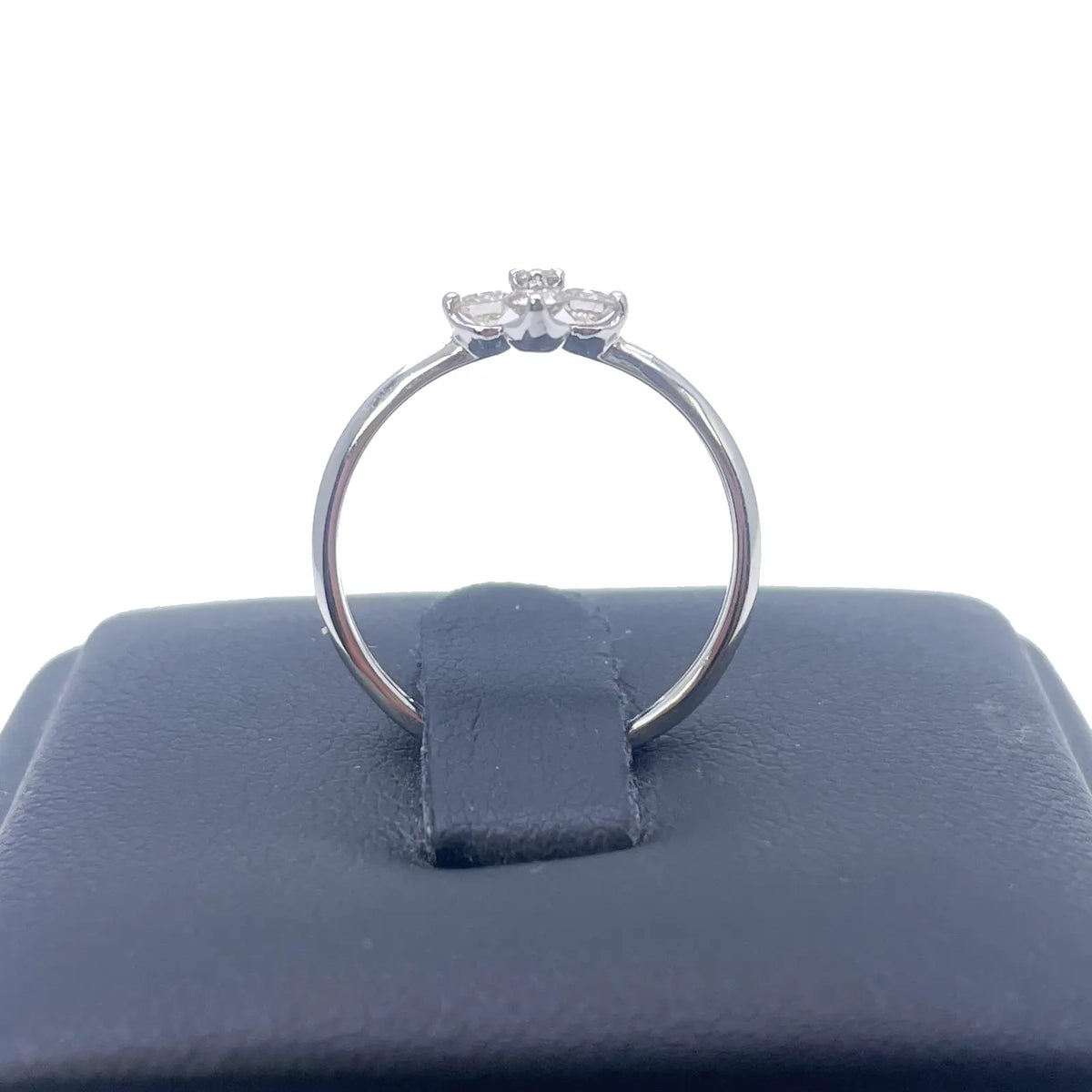 18ct White Gold Small Diamond Flower Ring 0.36ct  Diamond Ring