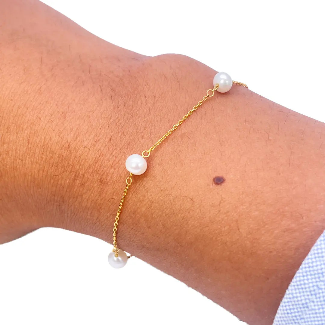 22ct Gold Bracelet Five Freshwater Pearls 7 Inches 