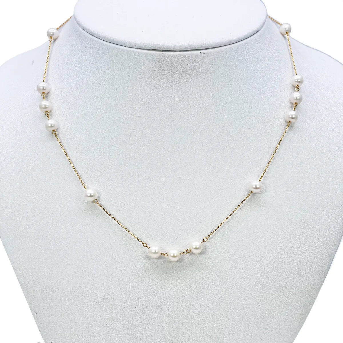 22ct Yellow Gold Beautiful Ladies Freshwater Pearl Necklace 16'' inches 