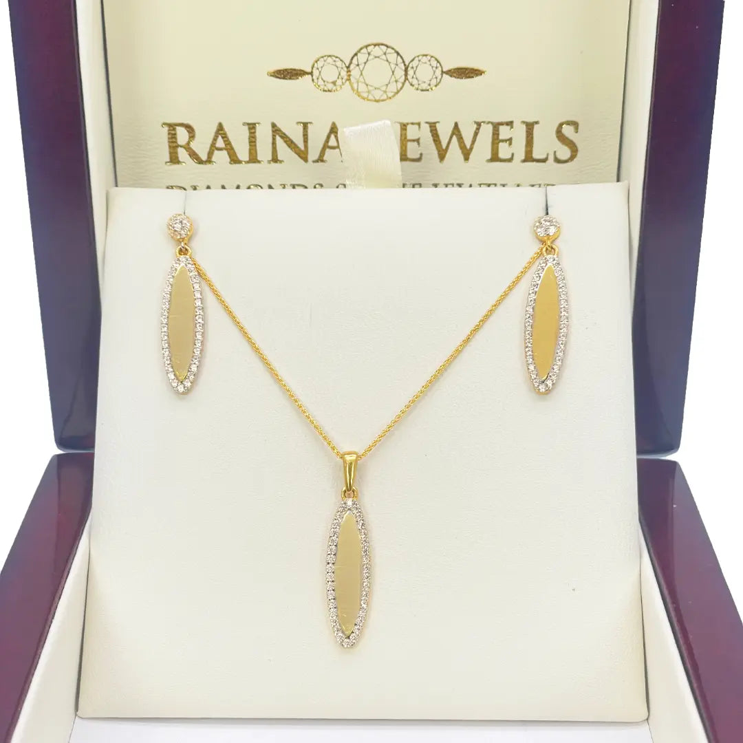 22ct Yellow Gold Cubic Zirconia Leaf Shape Pendant & Chain 16''inches 