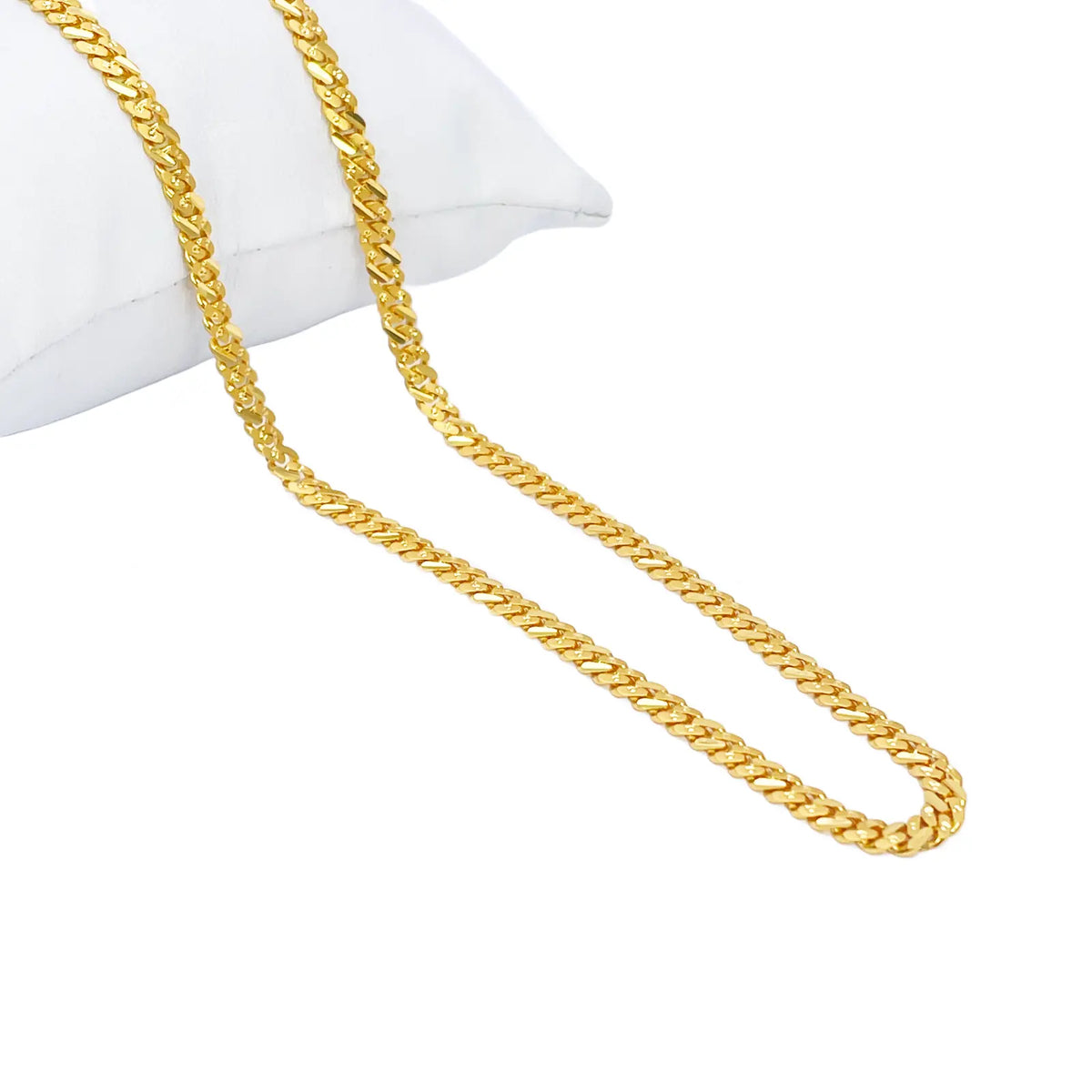 22ct Yellow Gold Curb Chain Necklace 22 Inches 4mm Width 
