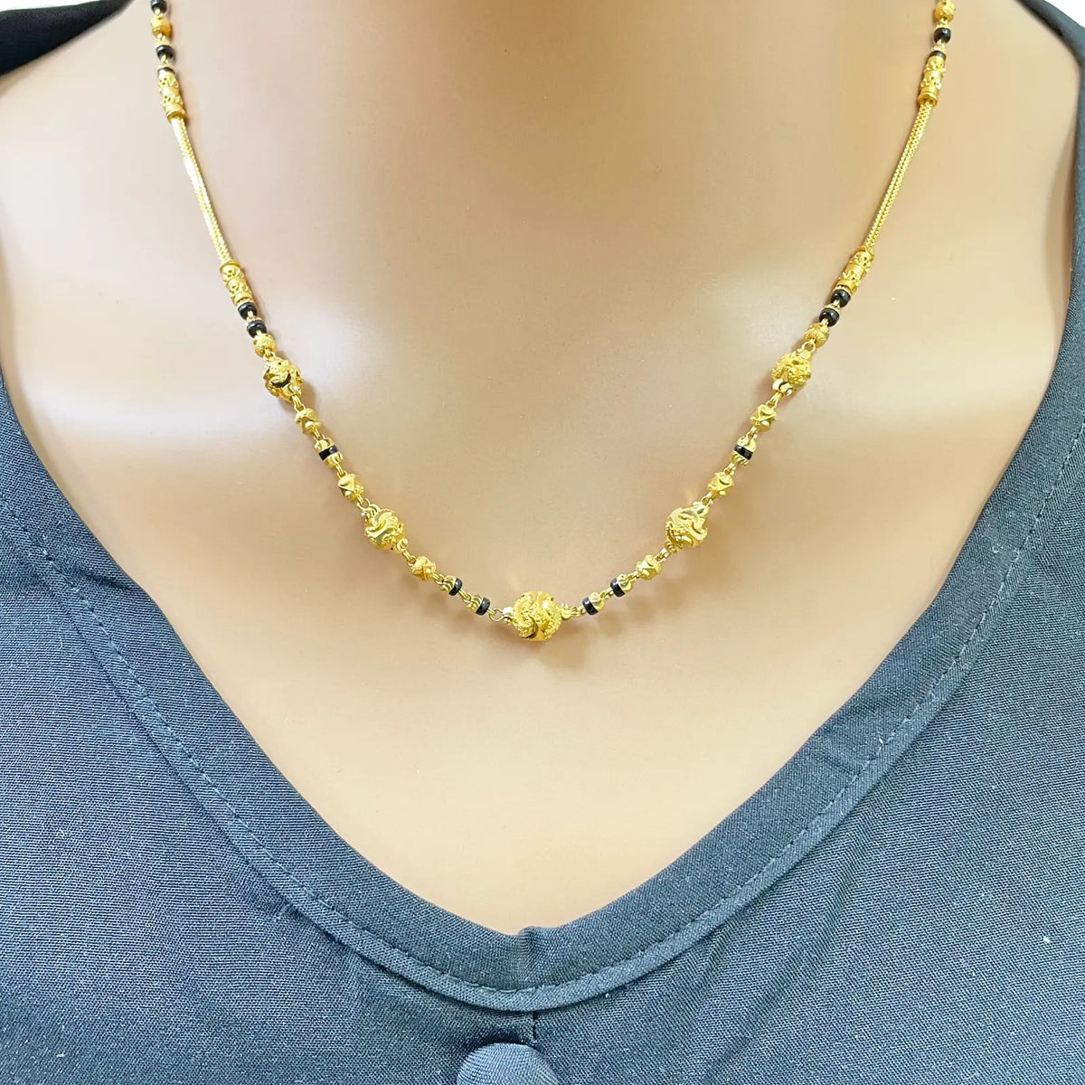 22ct Yellow Gold Diamond-Cut Textured Bead & Black Bead Mangalsutra Necklace  Gold Mangalsutra