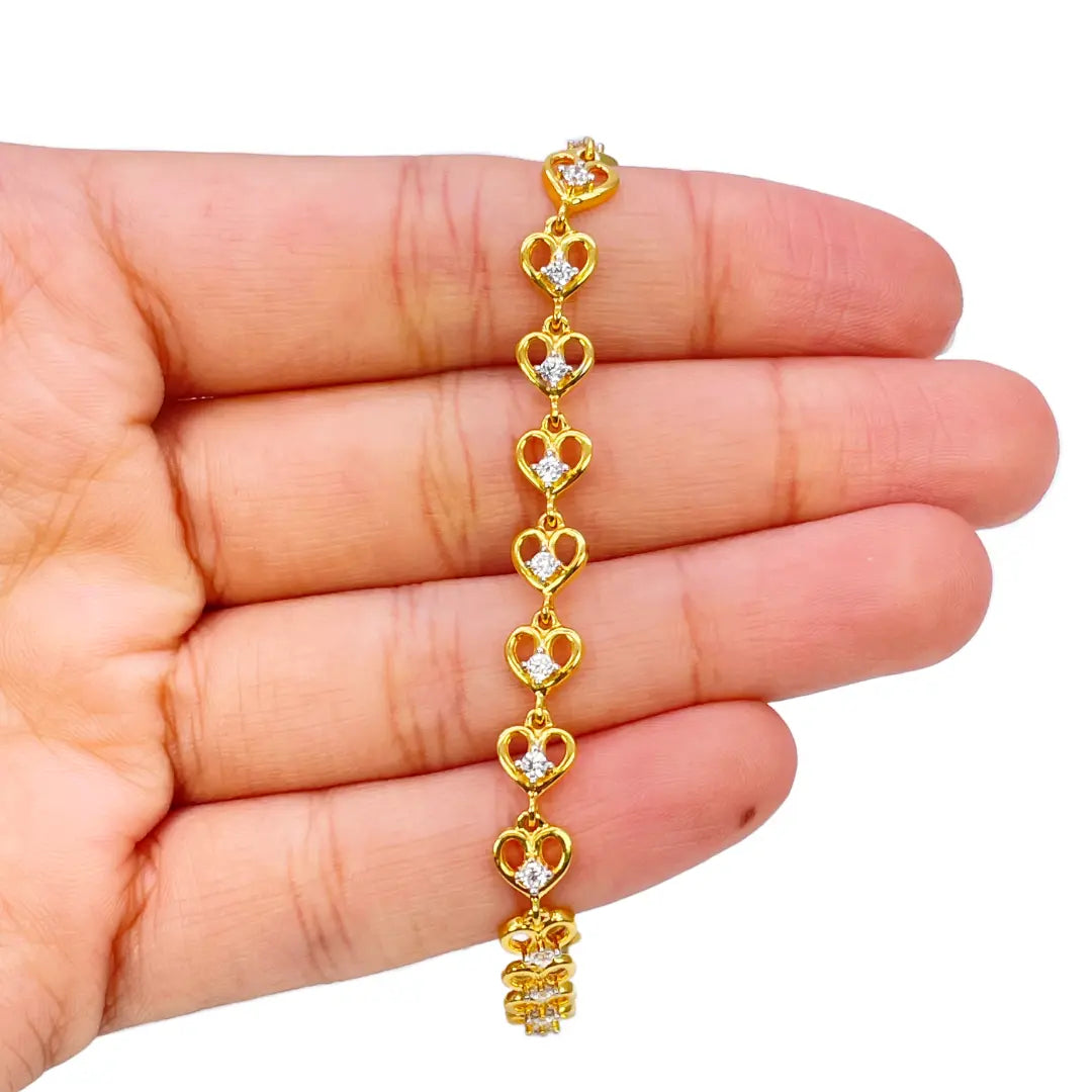 22ct Yellow Gold & Cubic Zirconia Fancy Heart Bracelet 7 inches 