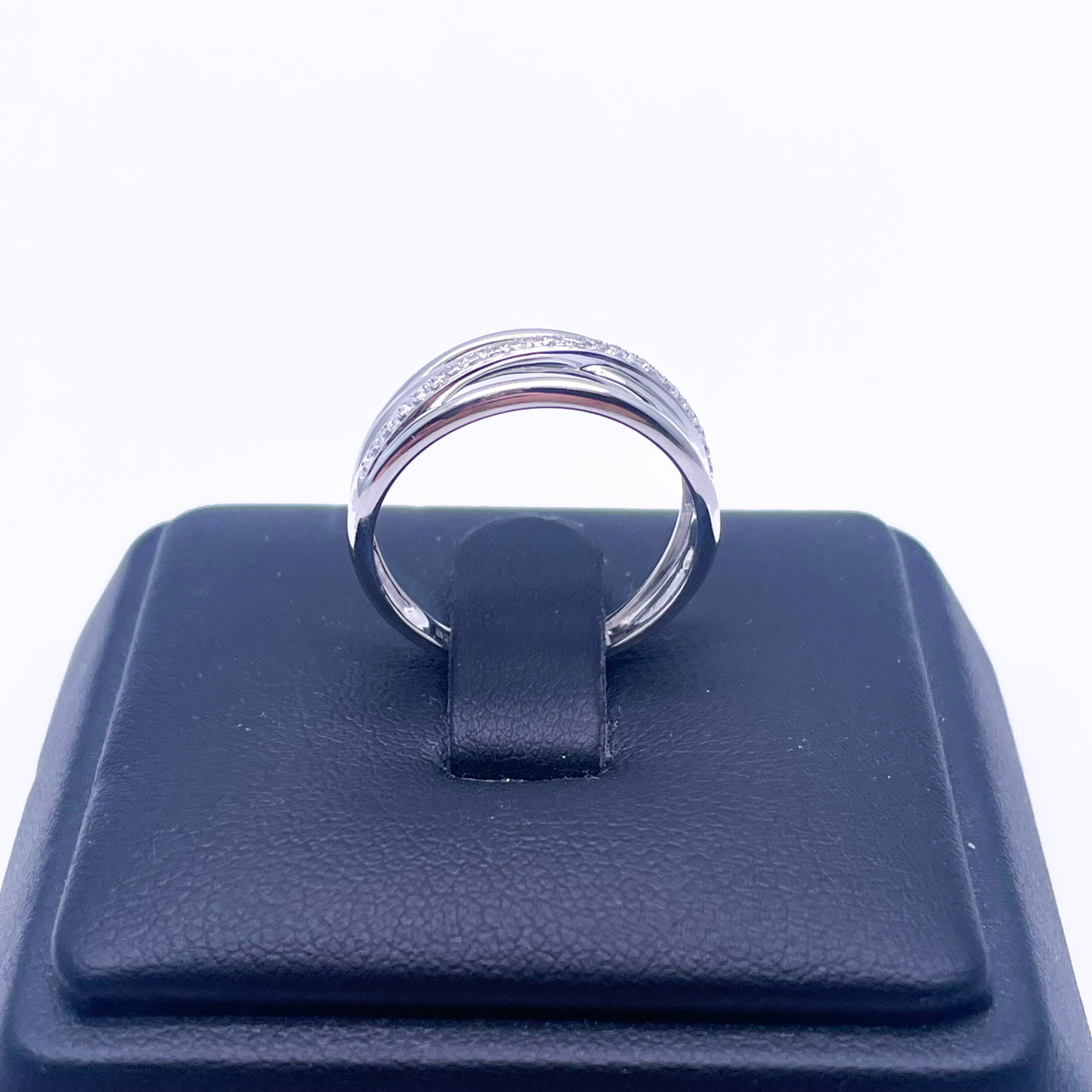 18ct White Gold Diamond Polished Crossover Half Eternity Ring 0.12ct