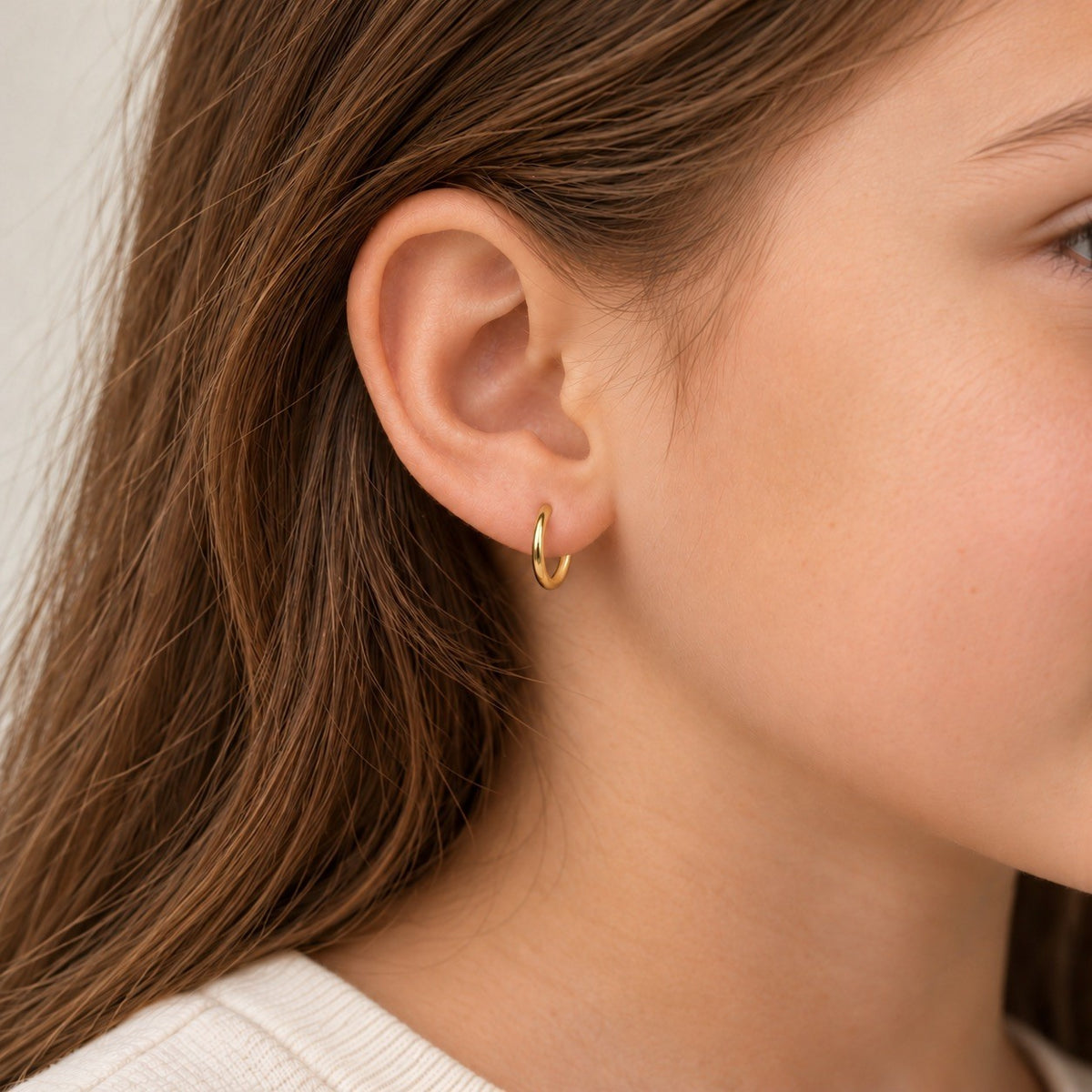 22ct Yellow Gold Plain Polished Tiny Hoop Earrings 8.5mm Children & Adult