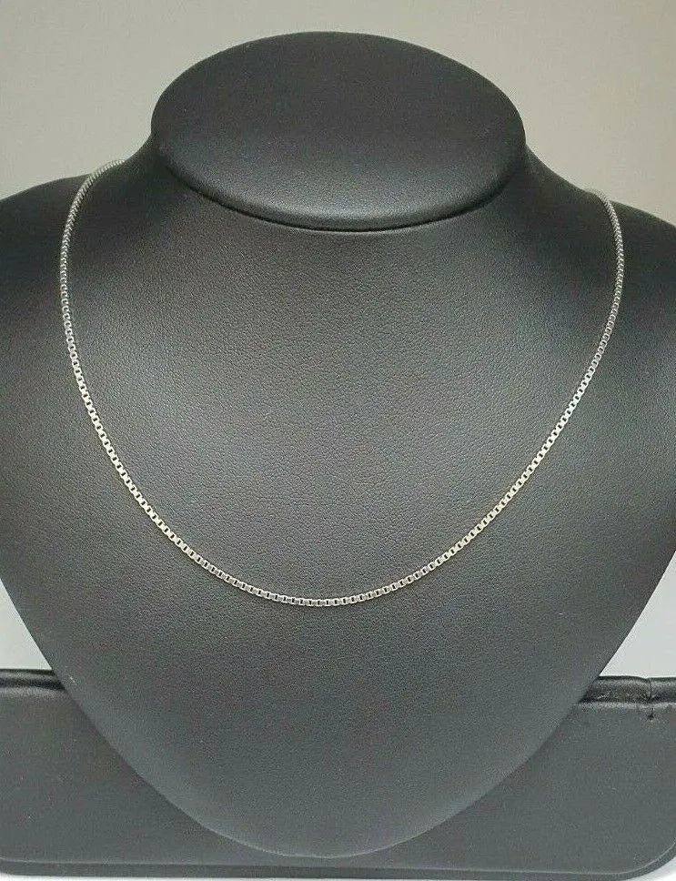 14ct White  Gold Box chain/necklace Italian made 18inches 