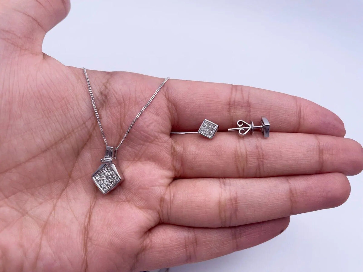 A Set of 18ct White Gold Princess Cut Diamond Invisible Set Stud Earrings & matching Princess Cut Diamond Invisible Set Kite Pendant on Chain Necklace 