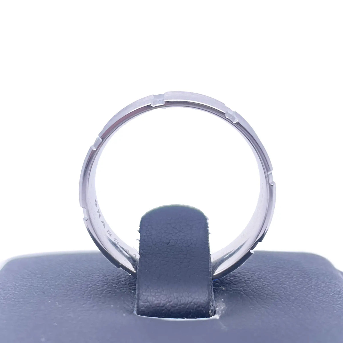 Mens Platinum Wedding Band 7mm Square Matt Finish & Bevelled Edges Heavy Weight 